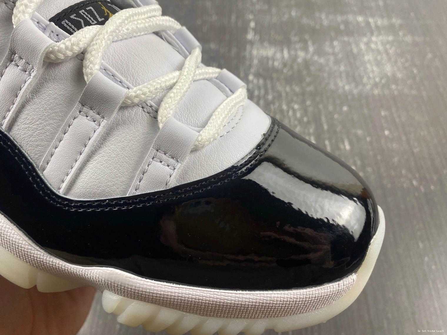 Air 11 Jordan CT8012-170 